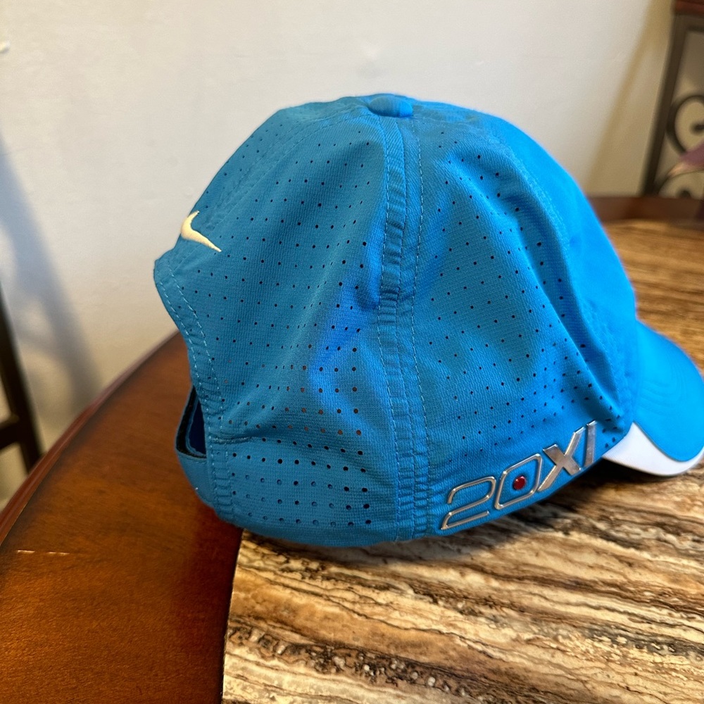 Golf hat - Picture 3 of 7
